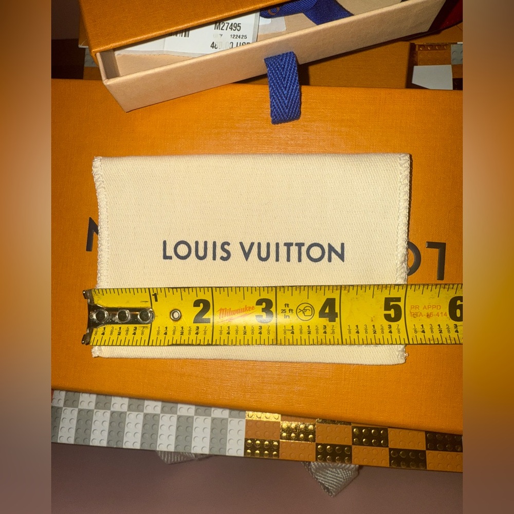 Louis Vuitton Red Ribbon xmas Packaging with Box and Dust Bag - Picture 9 of 13
